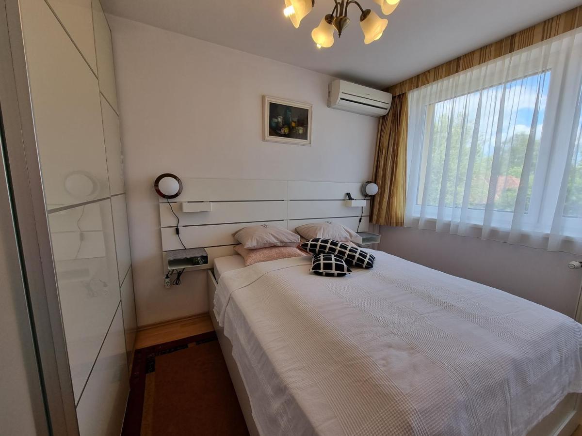 Abigel Vendeghaz Hotel Miskolc Bagian luar foto